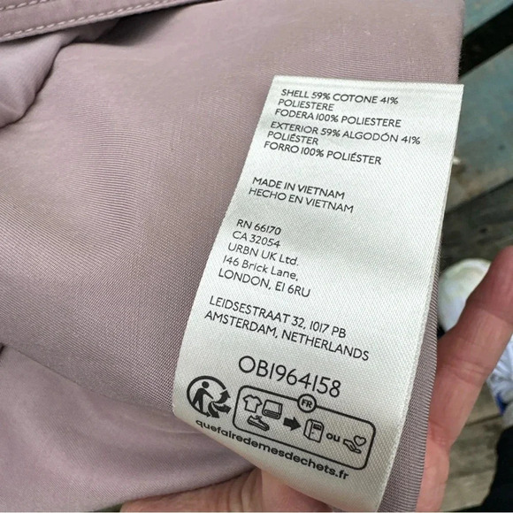 ANTHROPOLOGIE COAT
WOMENS NEW LARGE TAUPE - Picture 11 of 12